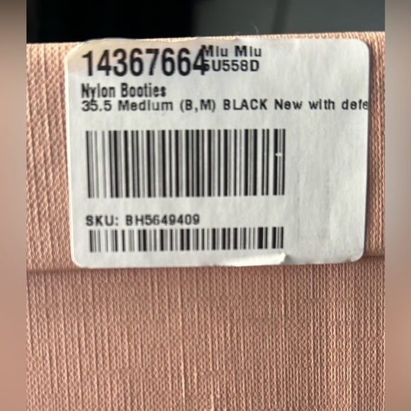 Miu Miu Women’s 35.5 (US 5.5) Matelassé Padded Ankle Boots - Picture 9 of 9